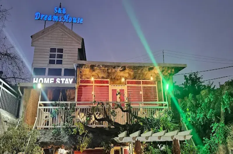 S&b-DREAMS-HOMES-MUNNAR