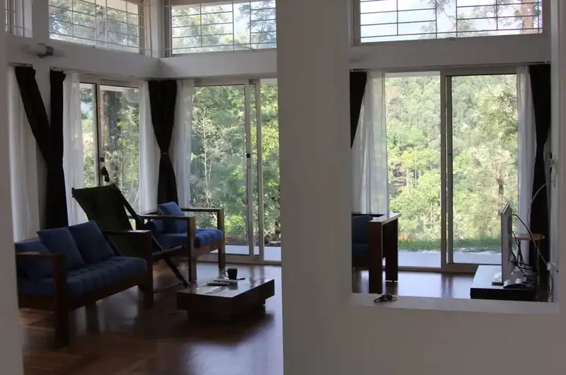 Japanese-Tea-Estate-Bungalow-Munnar