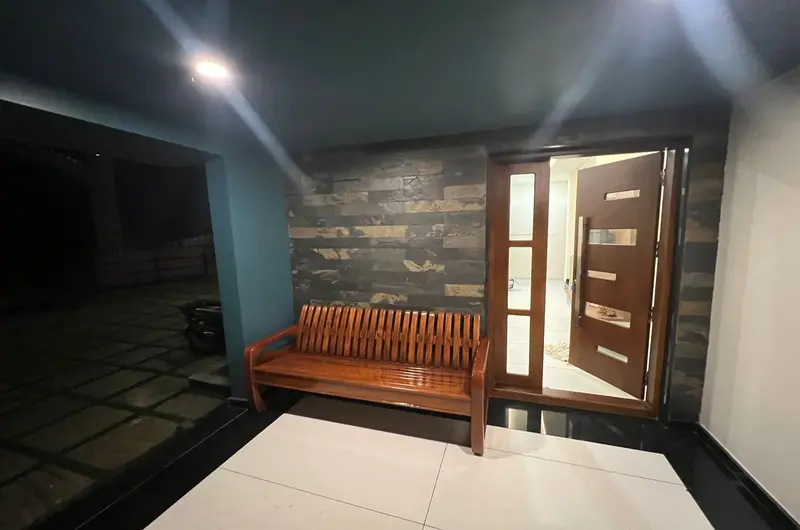 moonlite-vista-lake-cottage-munnar